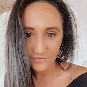 Meet your Posher, Megan l.